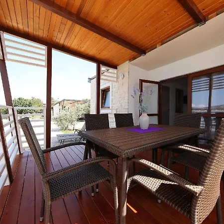 Holiday home Mobile Plumeria 3 Biograd Na Moru