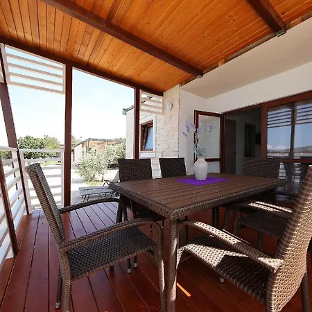 Dom wakacyjny Mobile Plumeria 3 Biograd Na Moru