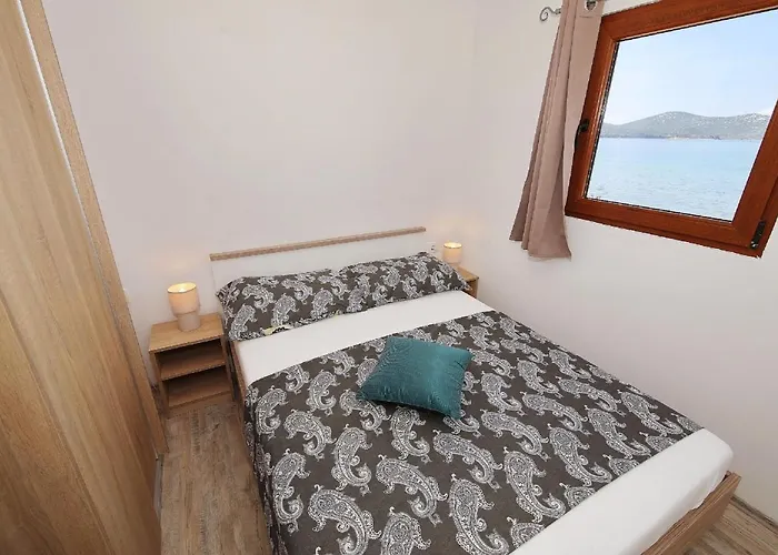 Mobile Plumeria 3 * Biograd Na Moru